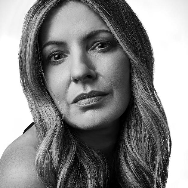 BWW Q&A: Kate Arrington Talks MR. WOLF at Steppenwolf Theatre Company Photo