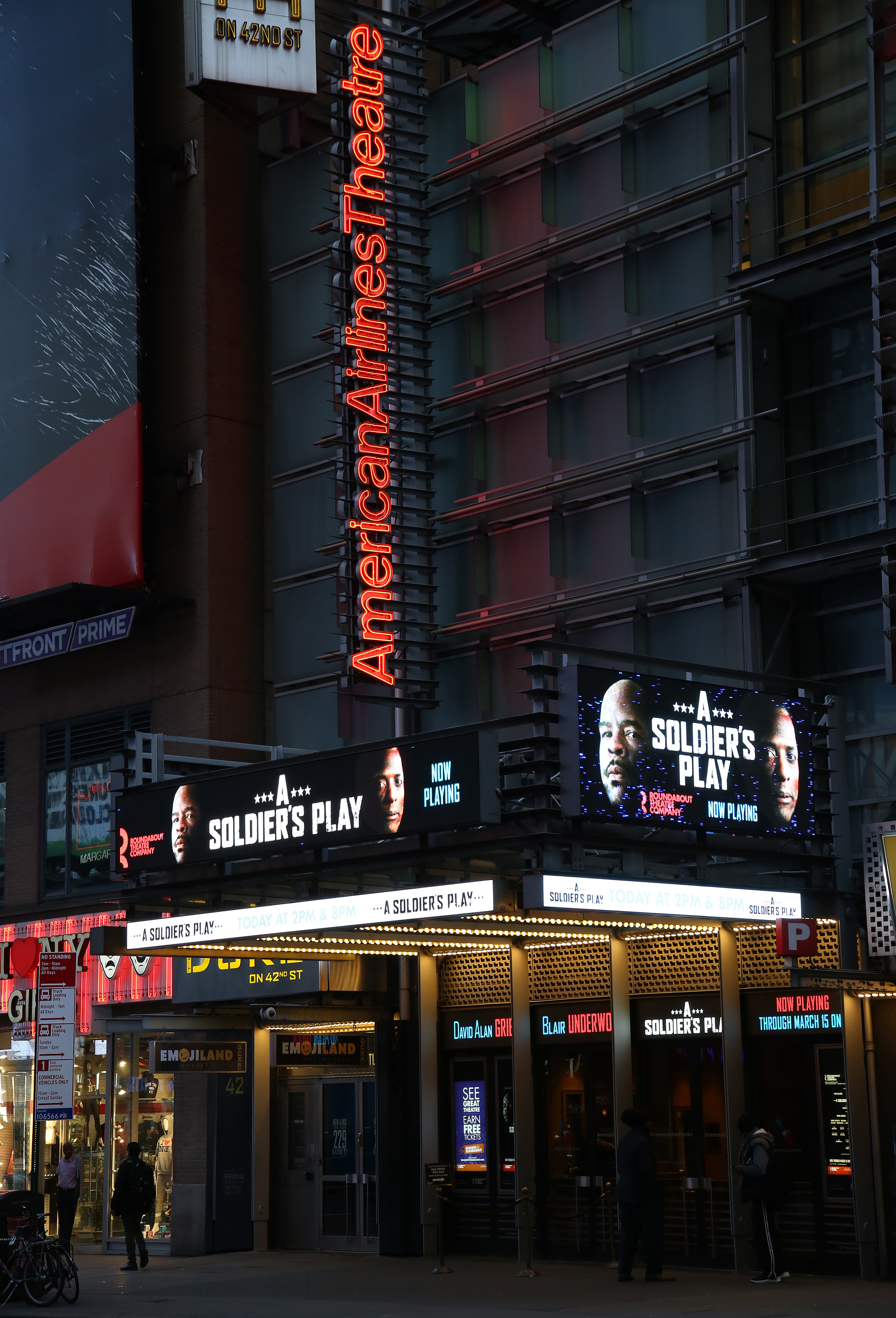American Airlines Theatre (Broadway) - Theater Information Marquee