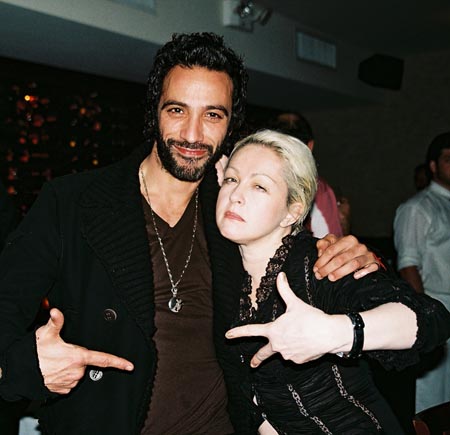 Photo Coverage: Cyndi Lauper Unveiled on Broadway Wall of Fame Image