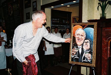 Photo Coverage: John Lithgow Unveiled on Broadway Wall of Fame Image