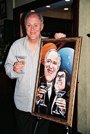 Photo Coverage: John Lithgow Unveiled on Broadway Wall of Fame Image
