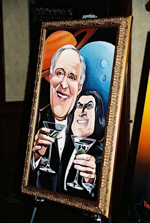 Photo Coverage: John Lithgow Unveiled on Broadway Wall of Fame Image