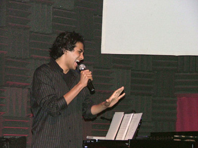 Photo Coverage: Standing Ovations (Performances) Image