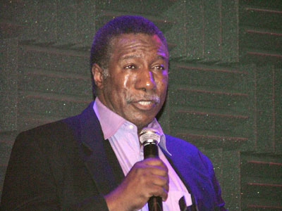 Photo Coverage: Standing Ovations (Performances) Image
