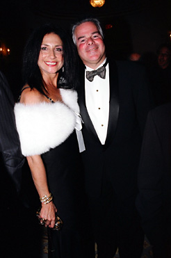 Photo Coverage: Stella Adler Gala/Passing of the Torch - Brando to Beatty Image