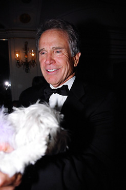 Photo Coverage: Stella Adler Gala/Passing of the Torch - Brando to Beatty Image