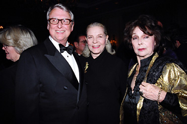 Photo Coverage: Stella Adler Gala/Passing of the Torch - Brando to Beatty Image