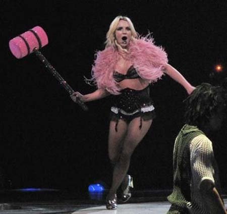 re: Britney Spears- Circus Tour
