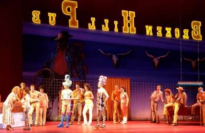 re: Priscilla-Queen of the Desert- Is it coming to the U.S.?
