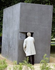 re:  Berlin inaugurates memorial to Nazis' gay victims