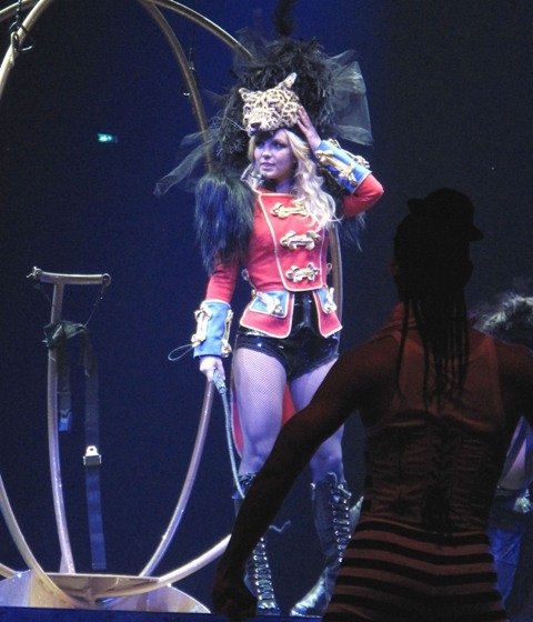 re: Britney Spears- Circus Tour