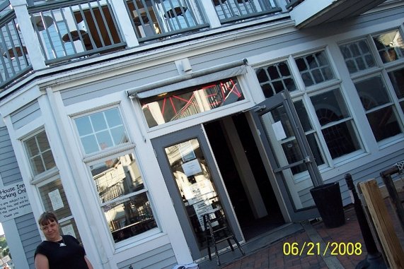 Grey Gardens 3 : From East Hampton to Broadway at Provincetown Film Festival.