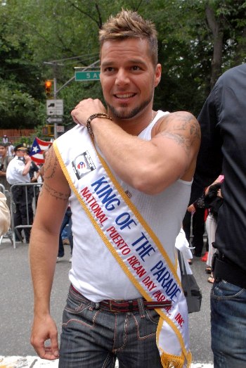 re: Ricky Martin Crowned King of the Puerto Rican Day Parade