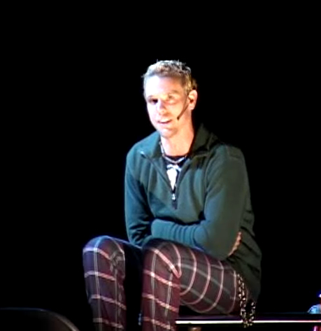 re: The Official Adam Pascal Love Thread, Part 12