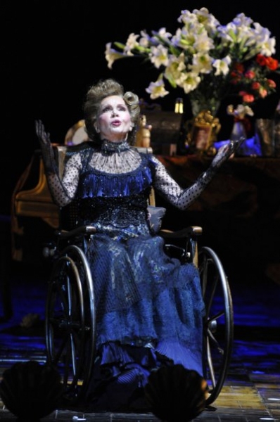 First Look: A LITTLE NIGHT MUSIC in Paris