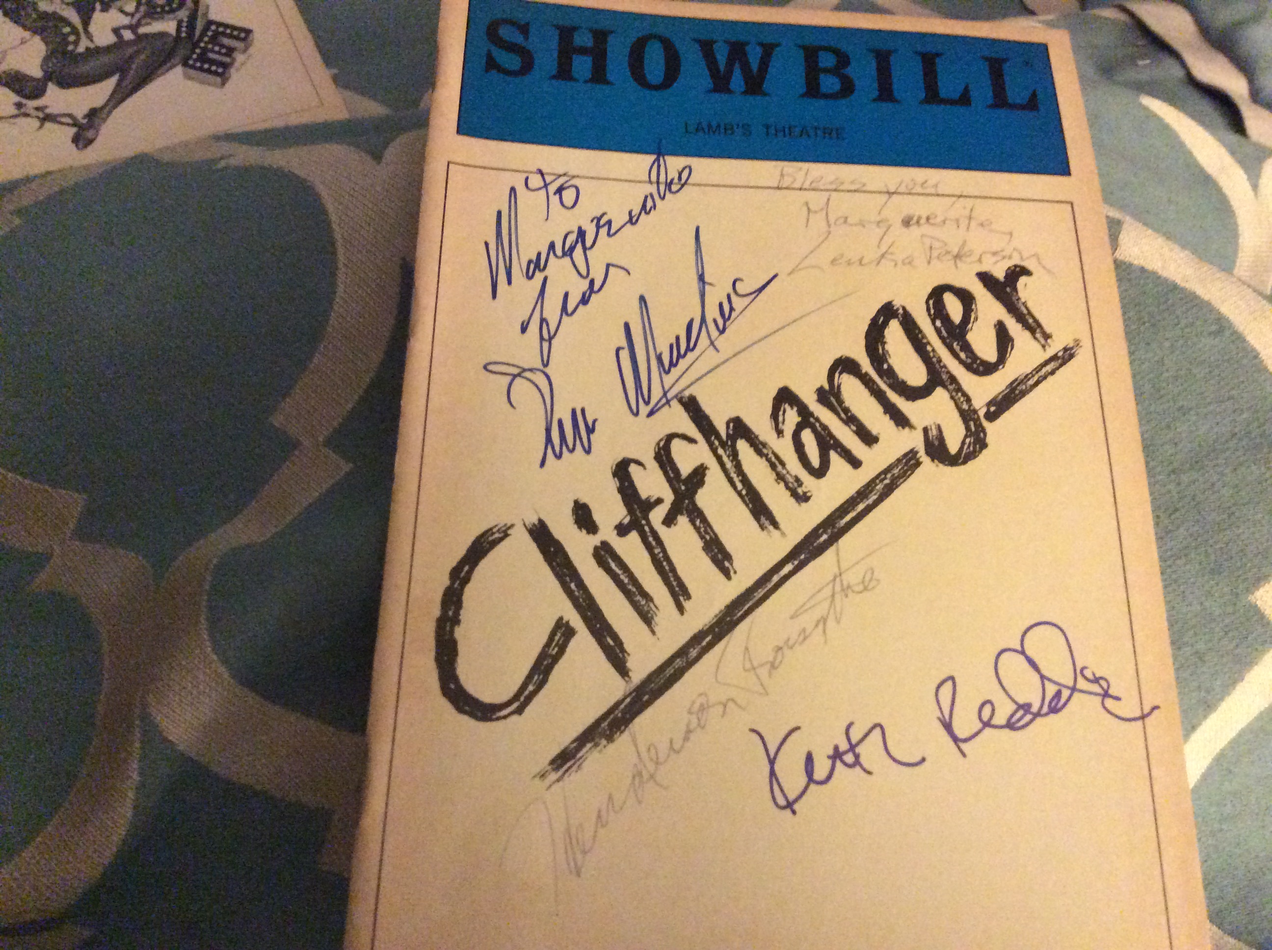 Cliffhanger signed Playbi