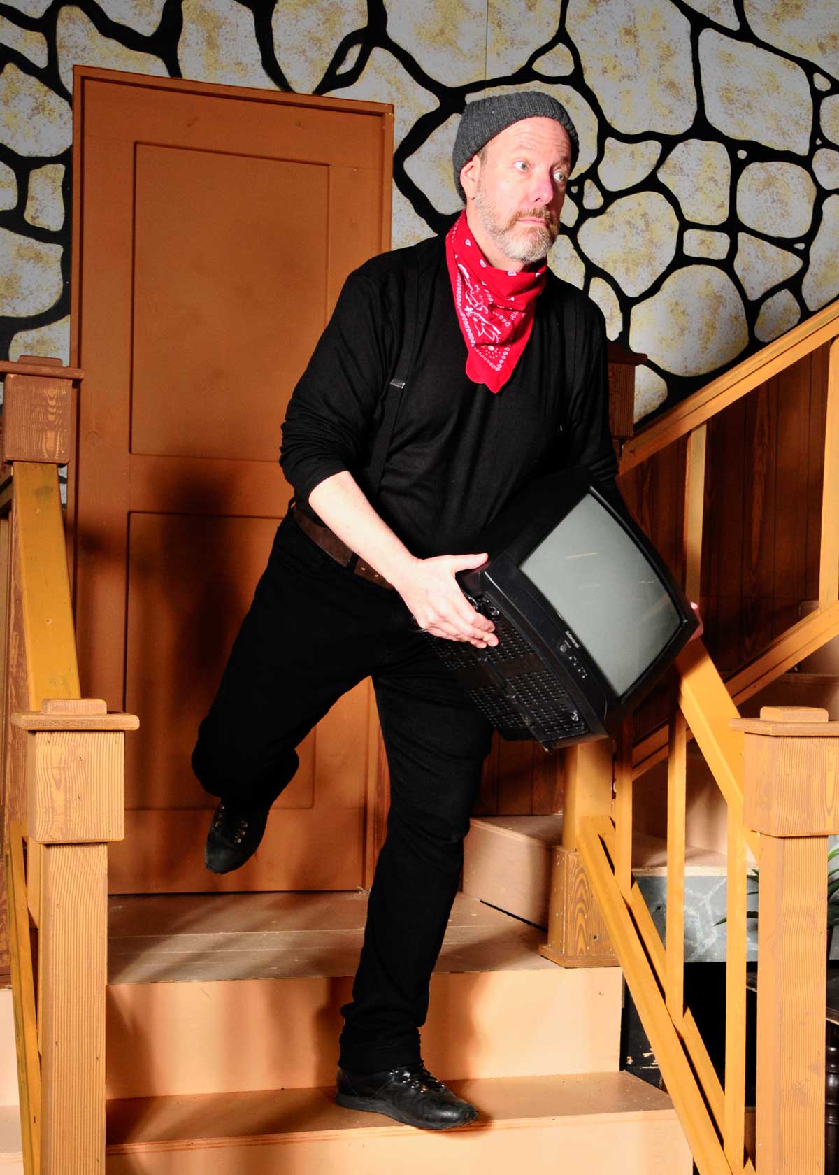 Grant Byington as Selsdon in the comedy Noises Off playing at Lakewood Theatre Company, 368 S. State Street, Lake Oswego, OR 97034, February 28 - April 6, 2025. Photo by Triumph Photography.