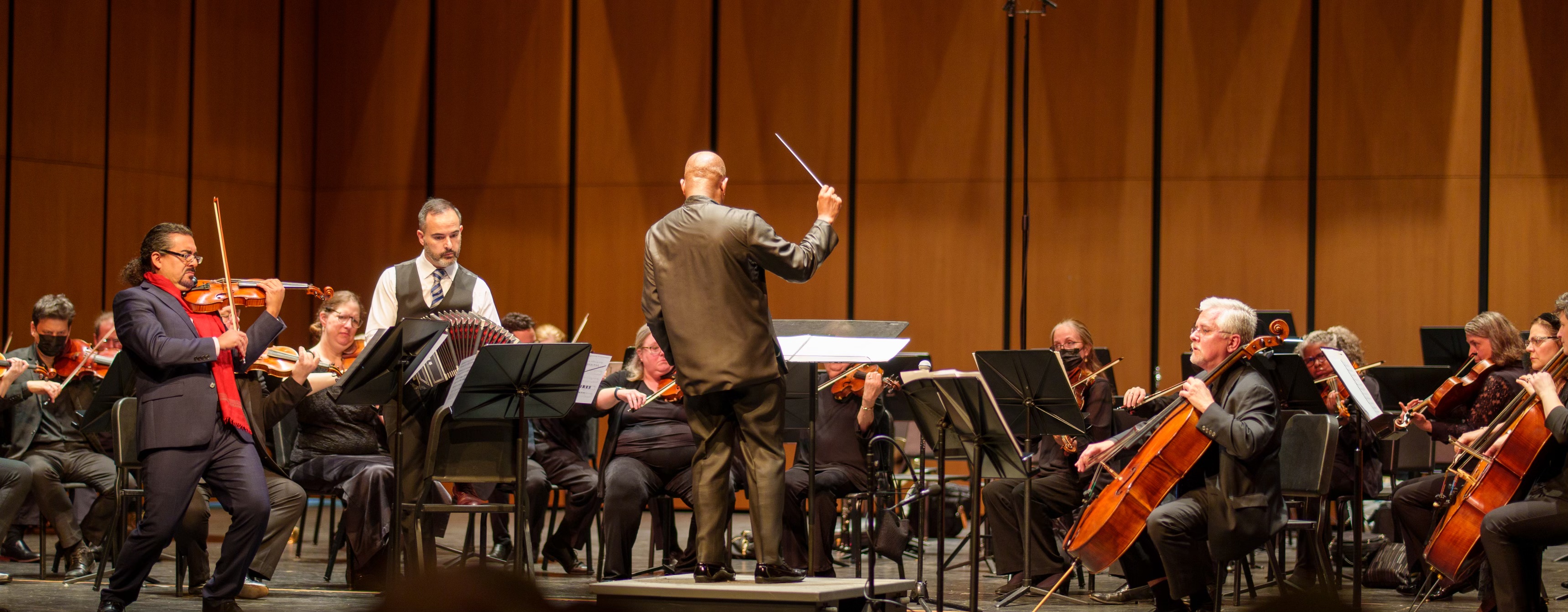 Symphonic Tango featuring composer & soloist Leonardo Suarez-Paz and Rodolfo Zanetti, bandoneon concertante.