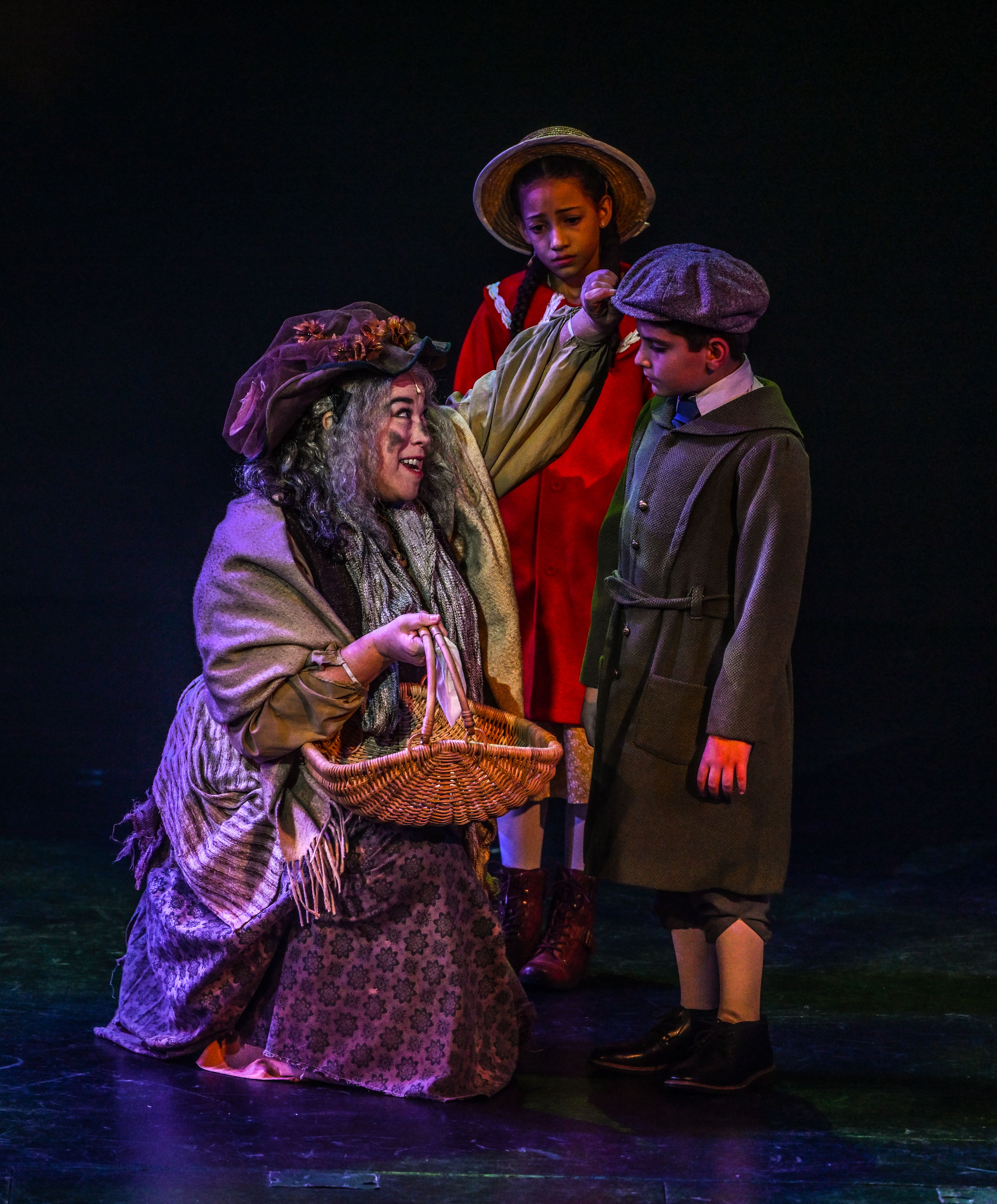 (Left to right) Heather Jane Rolff, Victoria Vasquez (behind), Nate Colton in Slow Burn Theater Company?s MARY POPPINS