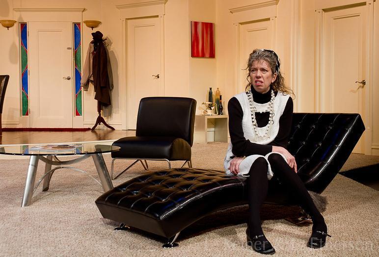 By Louis Keiner. Gwendolyn Schwinke as Berthe.