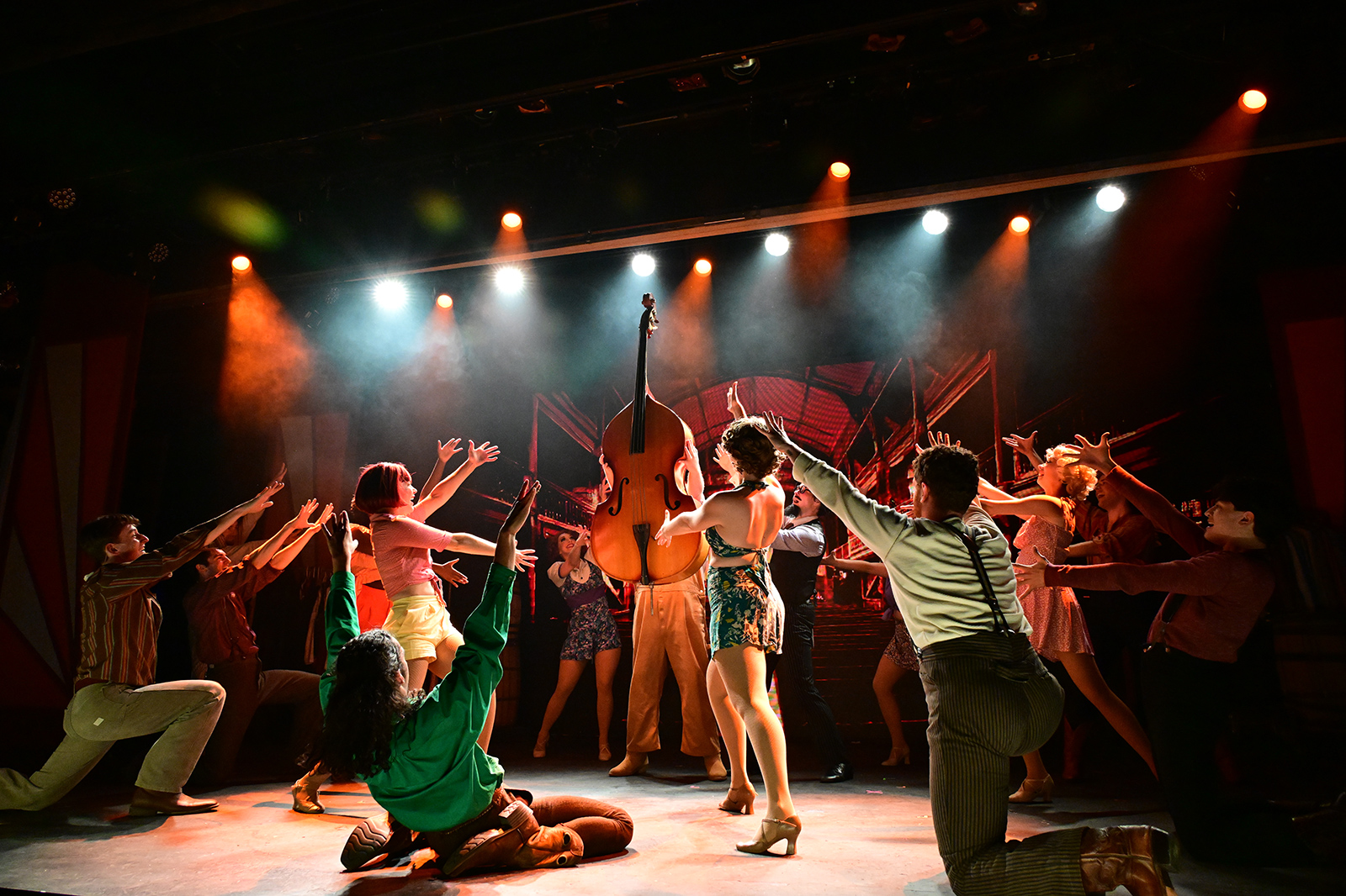 The cast of Crazy for You.