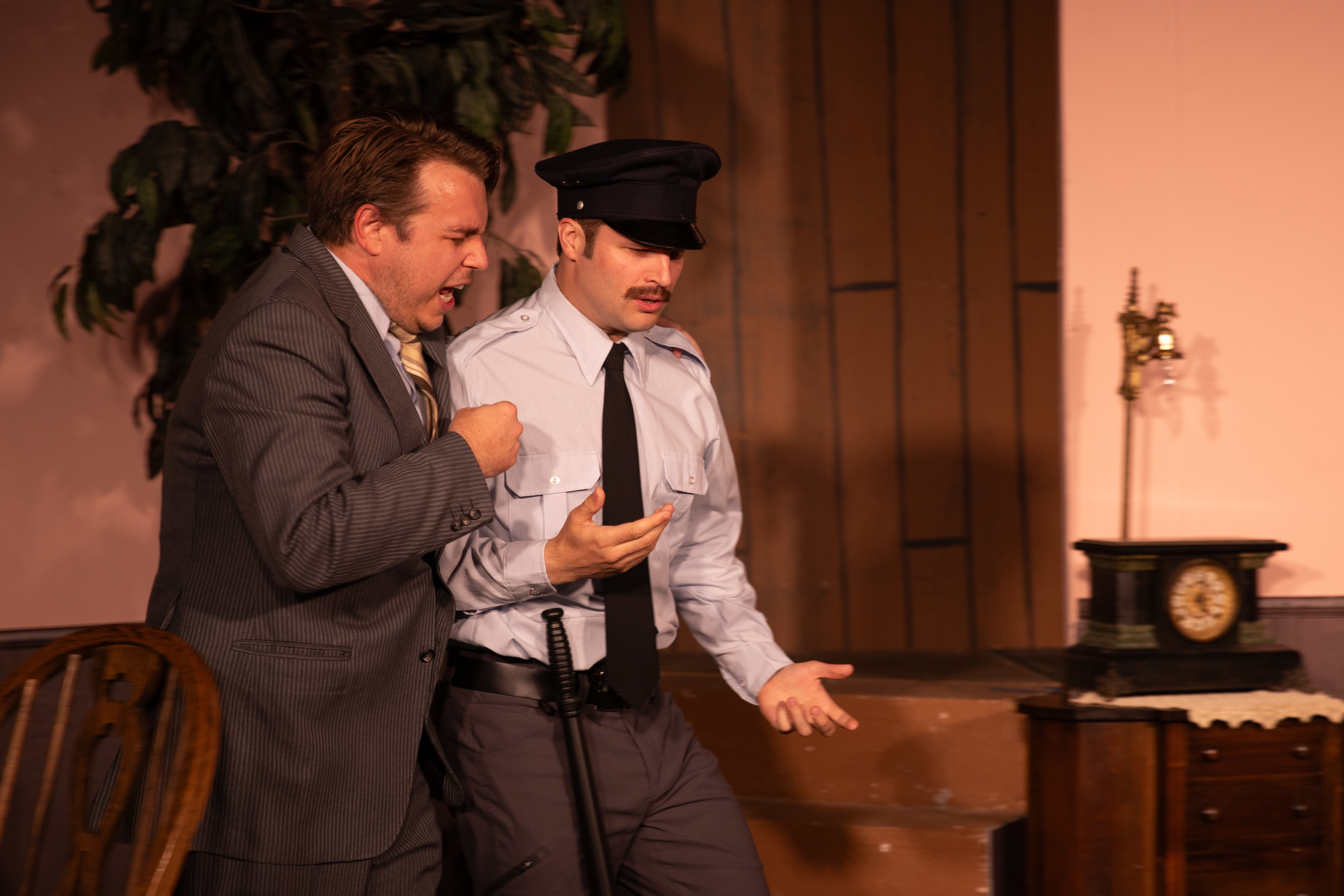 Chris Linn as MORTIMER BREWSTER and Justin Stewart as OFFICER O''HARA