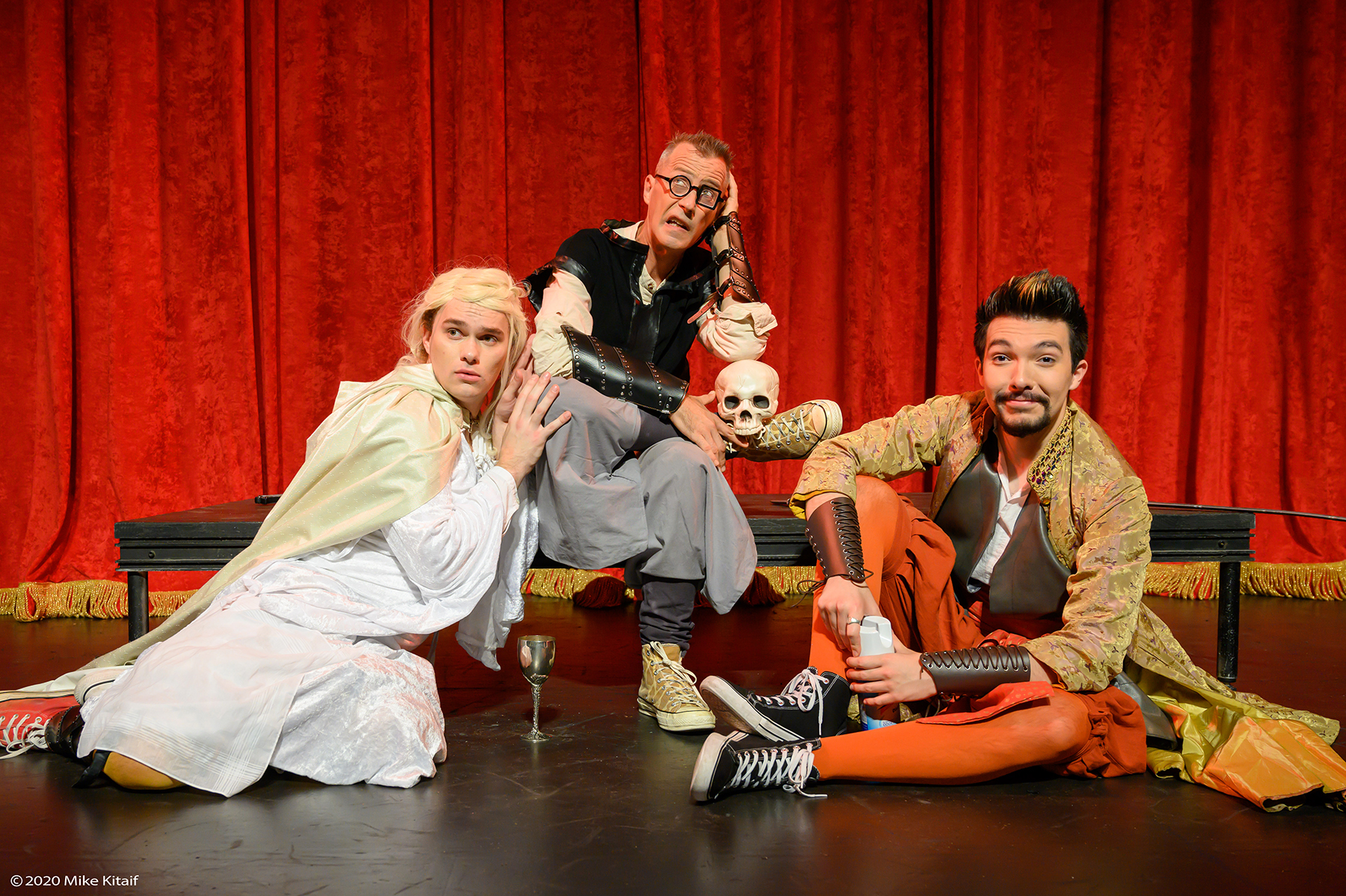 Forrest Stringfellow, Alan Ware, and Nate Elliott bring to life ALL of Shakespeare's plays in just 90 minutes!
Forrest Stringfellow, Alan Ware, and Nate Elliott bring to life ALL of Shakespeare's plays in just 90 minutes!