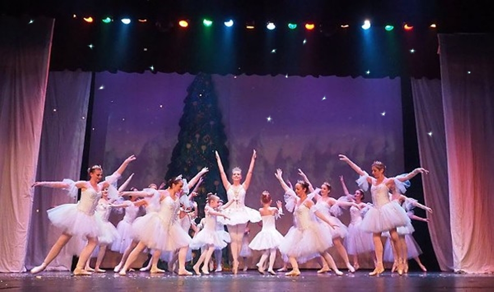 The Snow Finale of Act One The Snow Finale of Act One