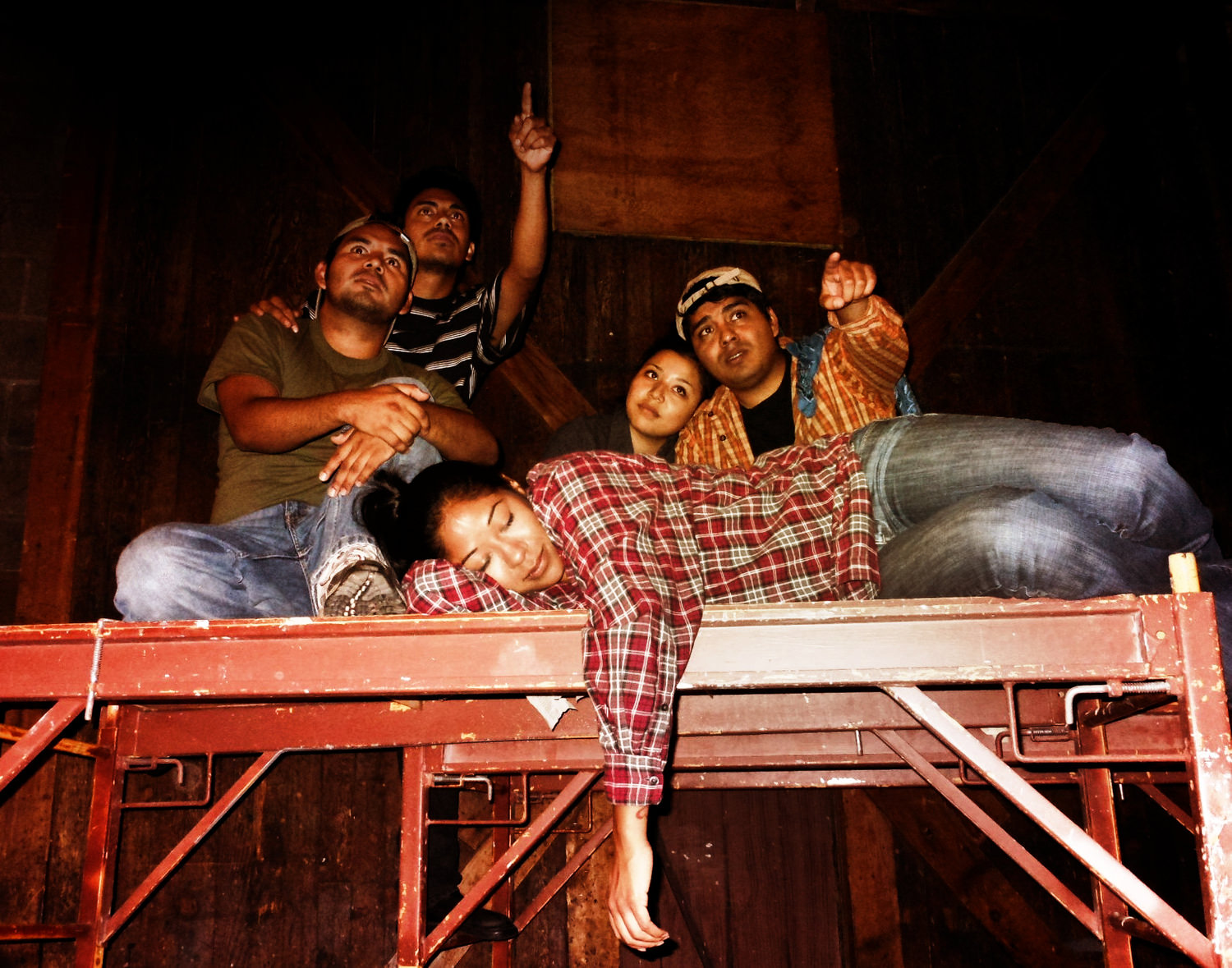Enrique-s Journey- Migrants on top of train (La Bestia). 
