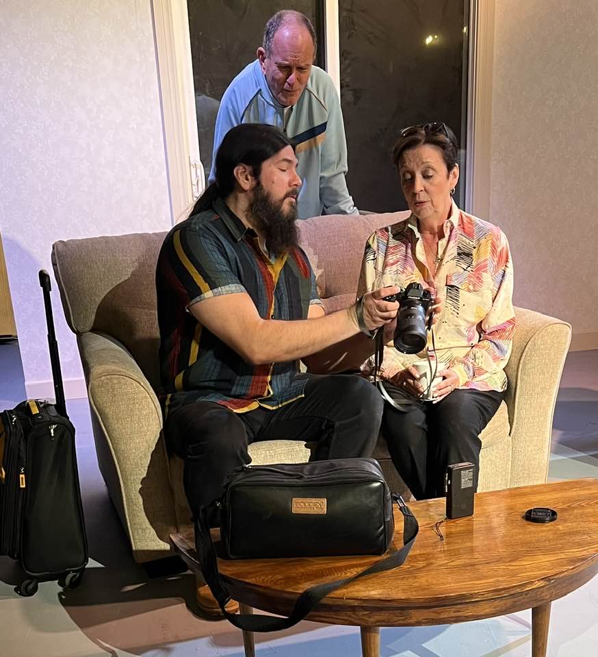  Join the Sultan family in Sharr White?s new comedy-drama Pictured L-R: David Burkhart, Terry Veal, and Lilli Bassett. 