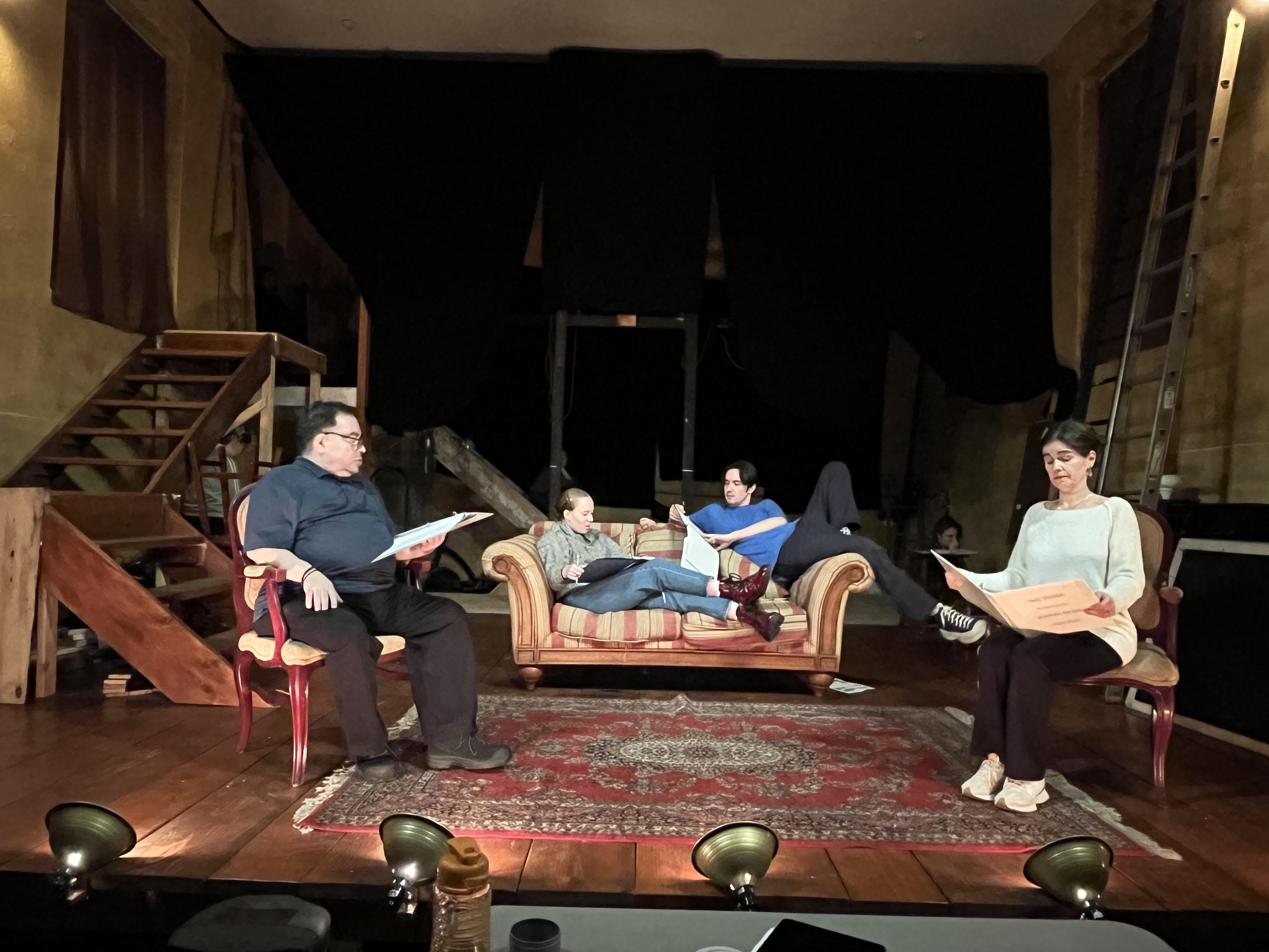 Dayna Michelle Kurtz as Judith, Niccolò Walsh as Simon, Jocelyn Weisman as Sorel, and Andrew Spiker as David set the stage at Trinity Theatre.