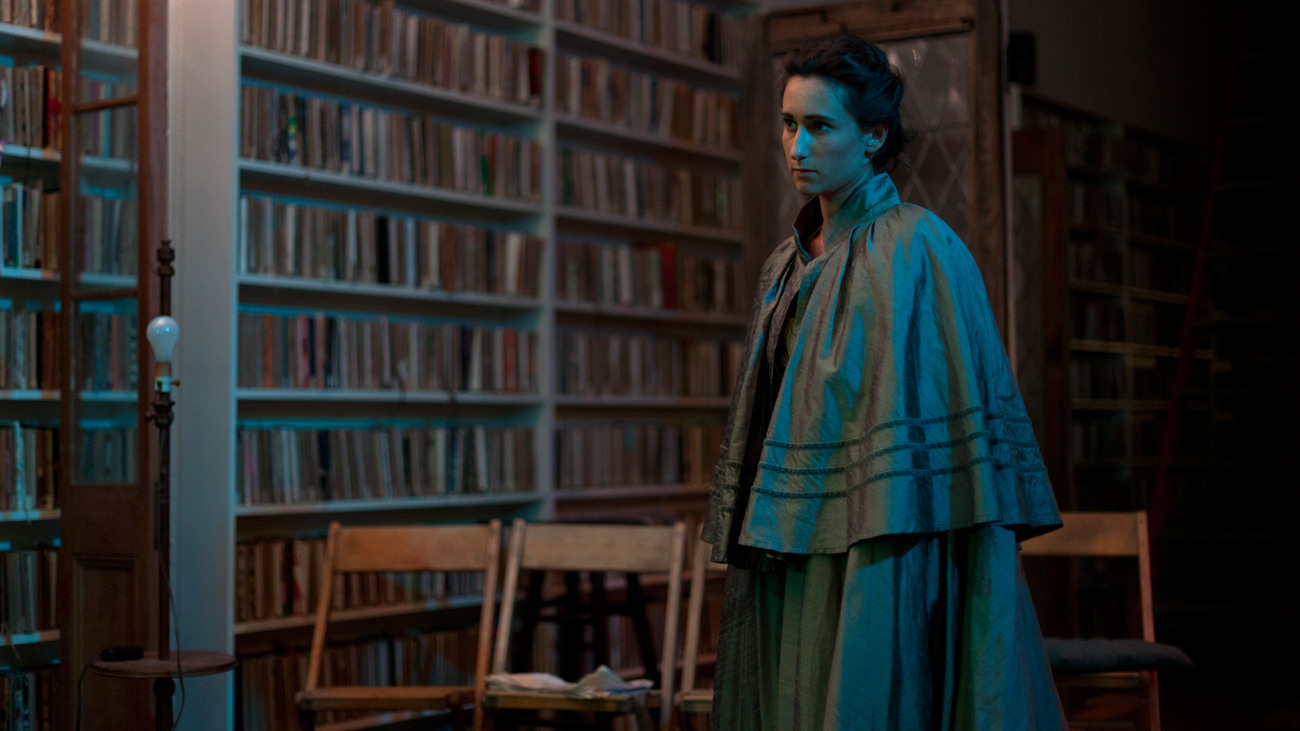 Kristin Winters as Mary Shelley