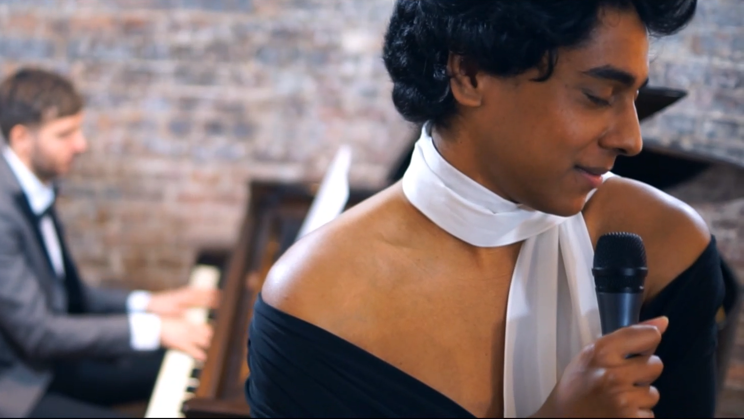 Image of Sandy du Soleil