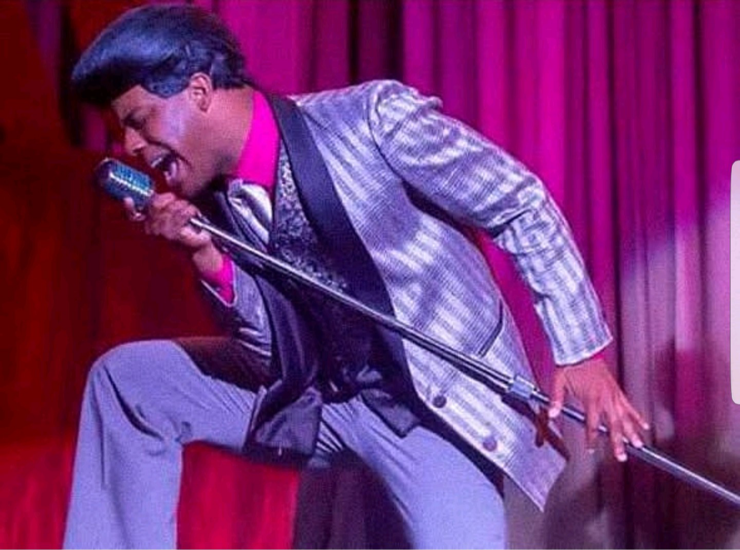 Dedrick Weathersby as James Brown 