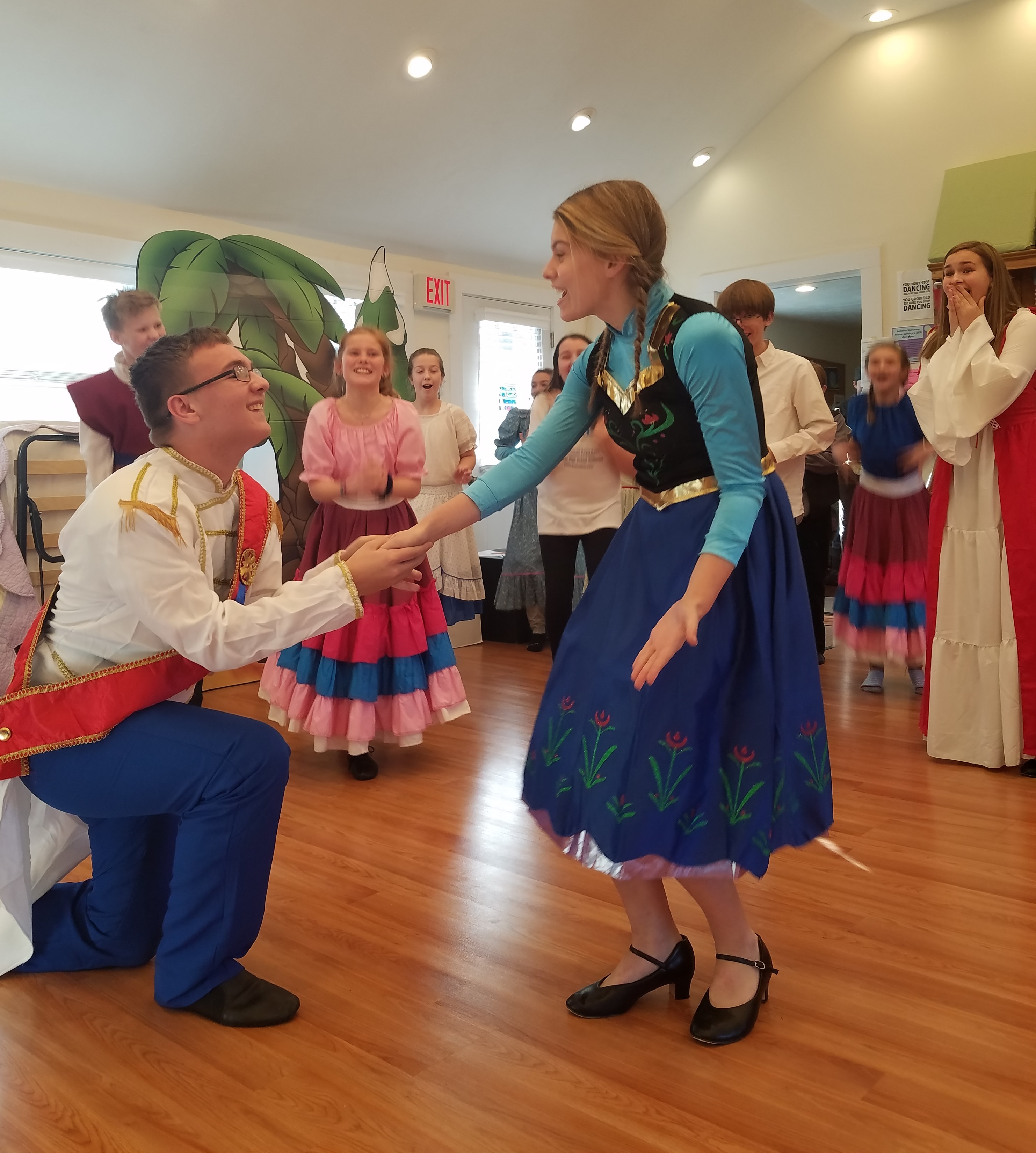 Hans proposes to Anna during a rehearsal of Frozen Jr. 