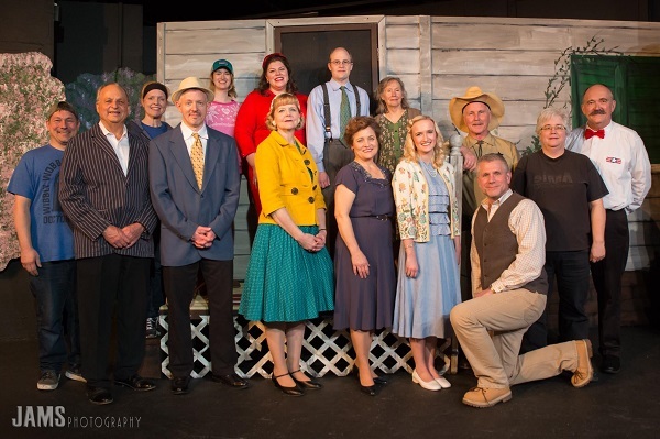 The cast and run crew for THE TRIP TO BOUNTIFUL at Curtain Players. (Photo: Jerri Shafer)