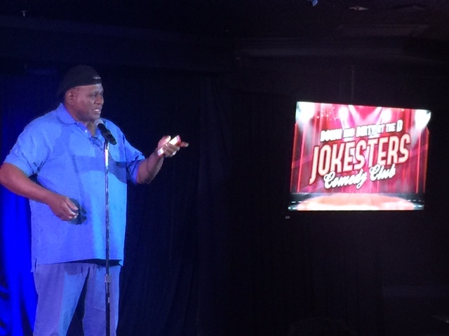 Comedy Legend George Wallace drops into Jokesters Comedy Club to work out new material 1