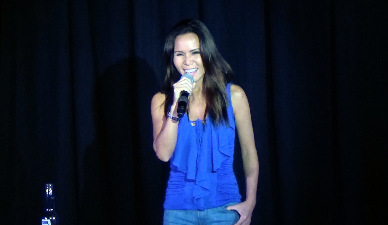 Linda Vu performing her stand up at Jokesters Comedy Club Las Vegas
