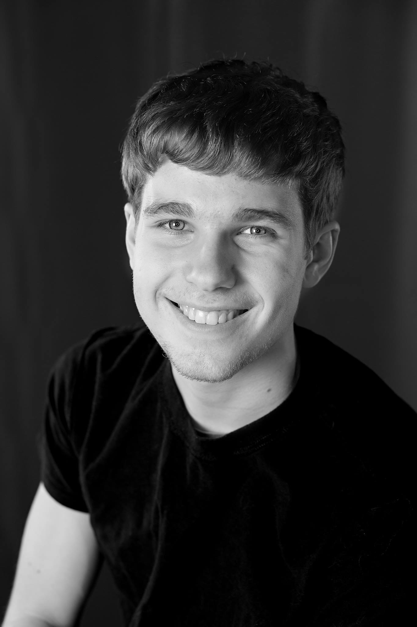 Senior Cast Member Colin Thomas:
Colin plays the role of Roscoe Dexter in 
