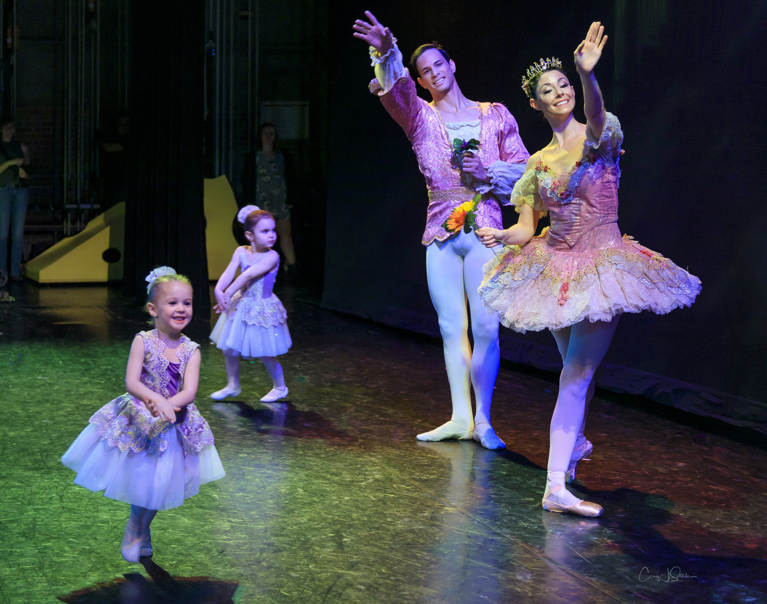 Guest Artists say farewell to little flower petals