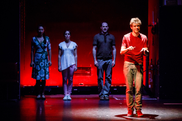 [titel der show] at Schmidtchen, Hamburg Photo by Morris MacMatzen © 2018