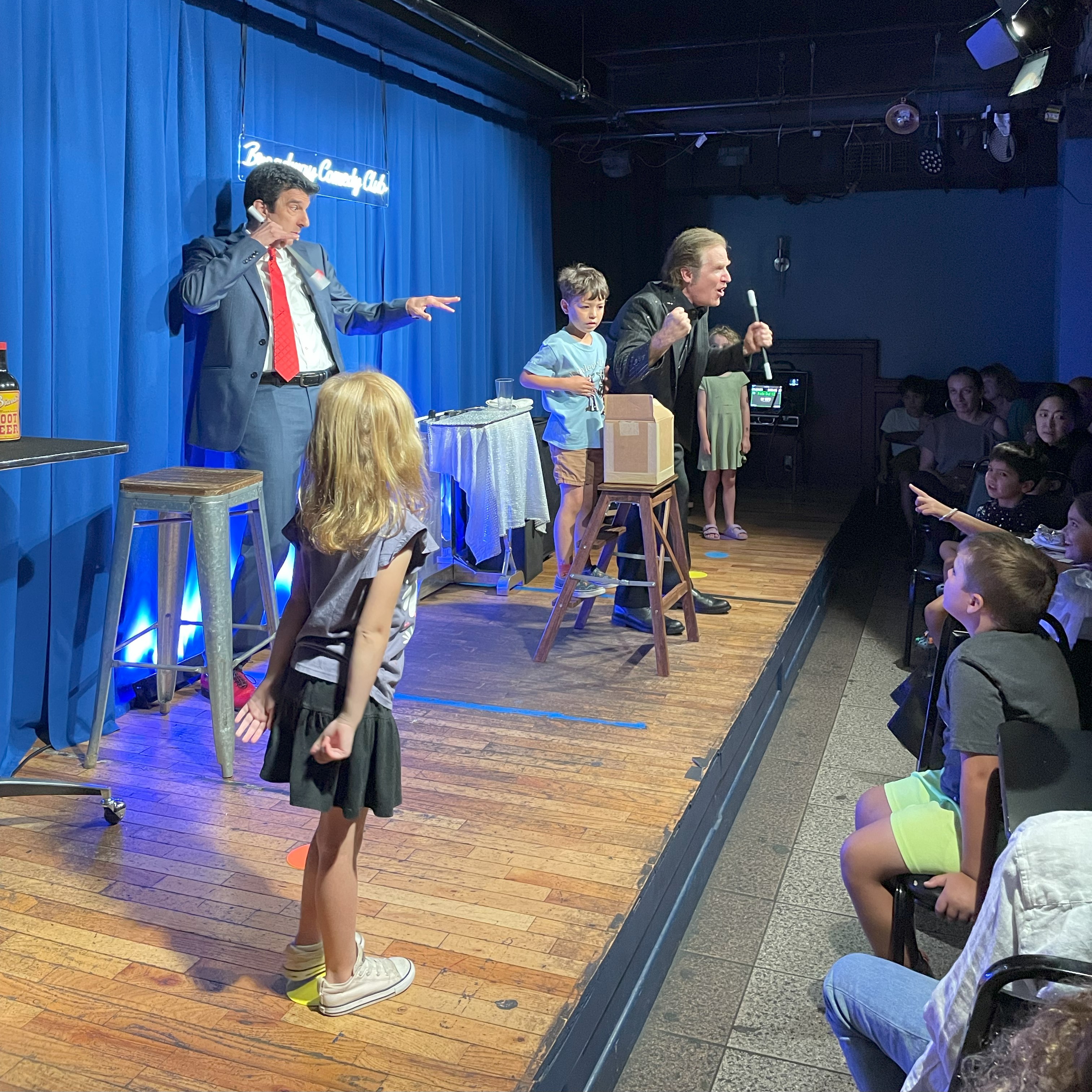 Broadway Magic Hour - NYC''s #1 Family Magic Show Broadway Magic Hour - NYC''s #1 Family Magic Show