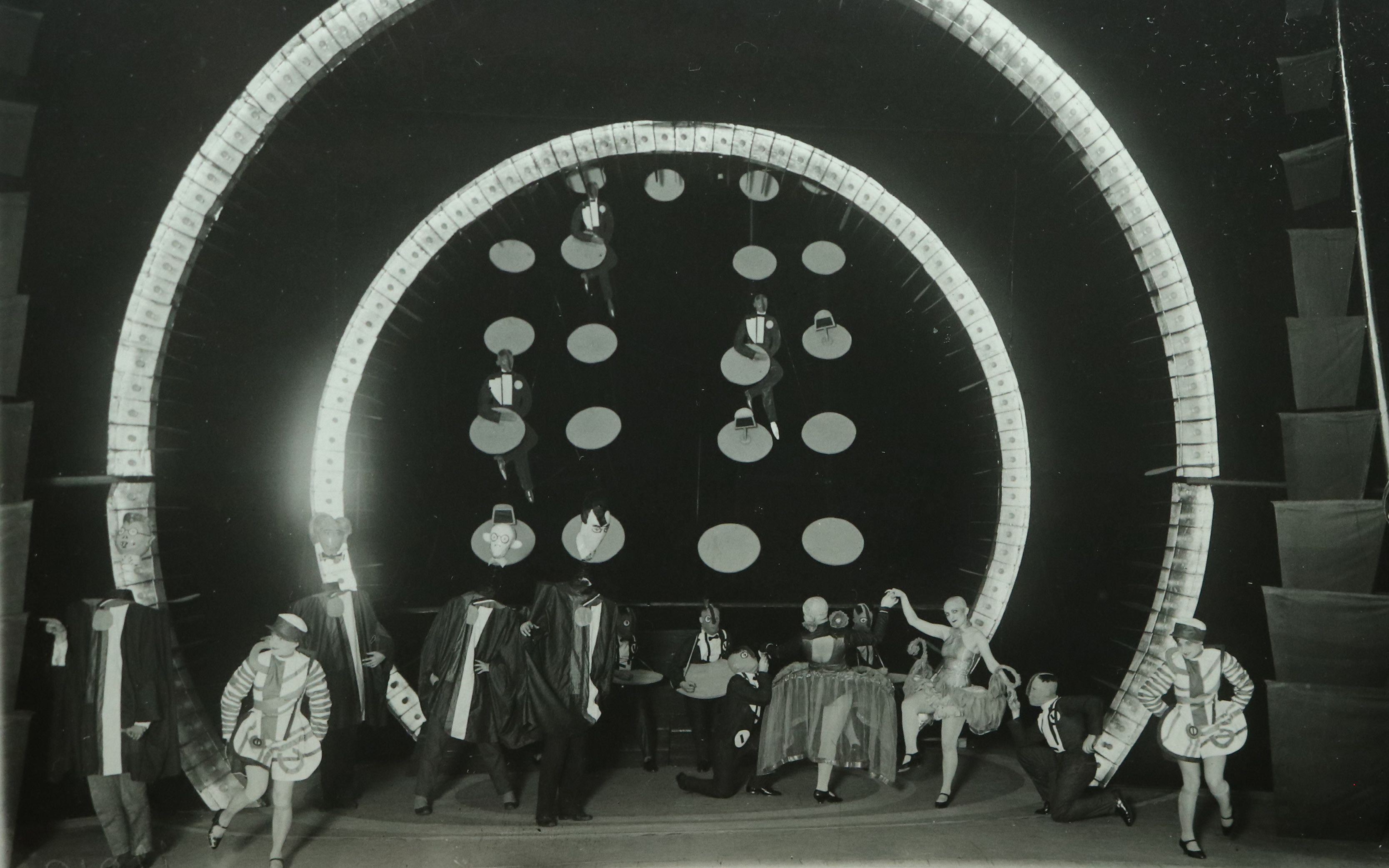 Performance of Hello, This Is Radio 477!, Berezil Theatre in Kharkiv, 1929. 