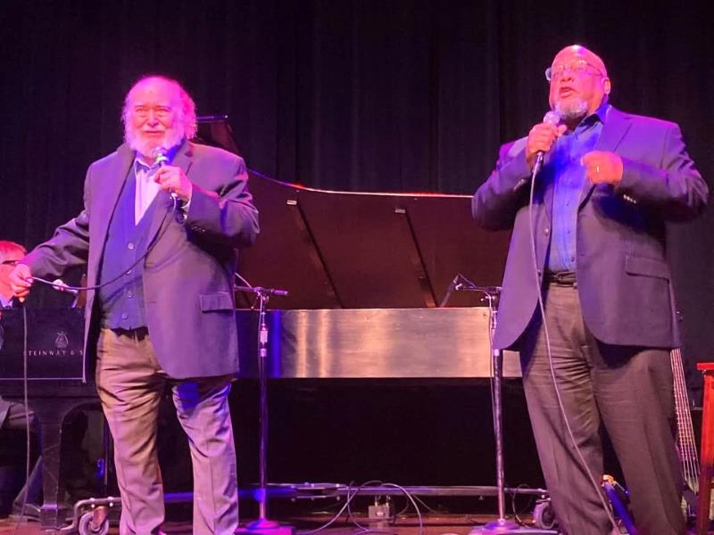 Dan and Dave as Dueting Santas Official website: https://www.dmsentertainments.com/event-details/together-dan-and-dave-duet #chicagomusic