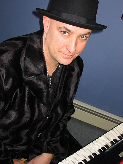Ed Alstom, New York Yankees organist, is featured in First Flight's upcoming benefit Come Fly with Us!