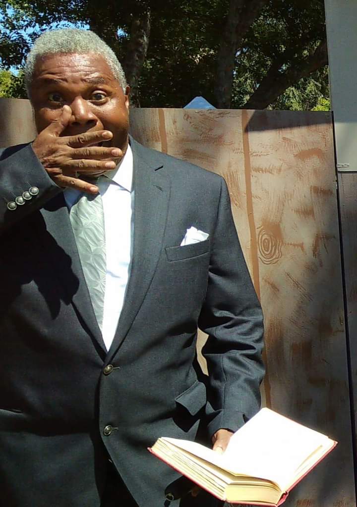 A Possible Allergy: Darryl Maximilian Robinson plays Chicago Tribune News Reporter Roy V Bensinger in the 2024 Culver City Public Theatre revival of The Front Page at Carlson Memorial Park.