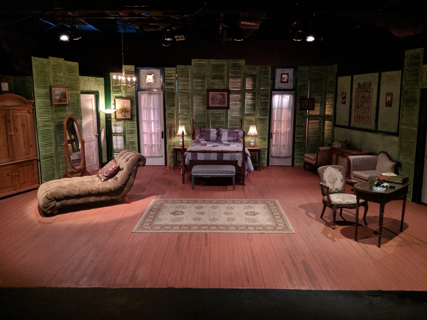 Set photo designed by Troy Cooper