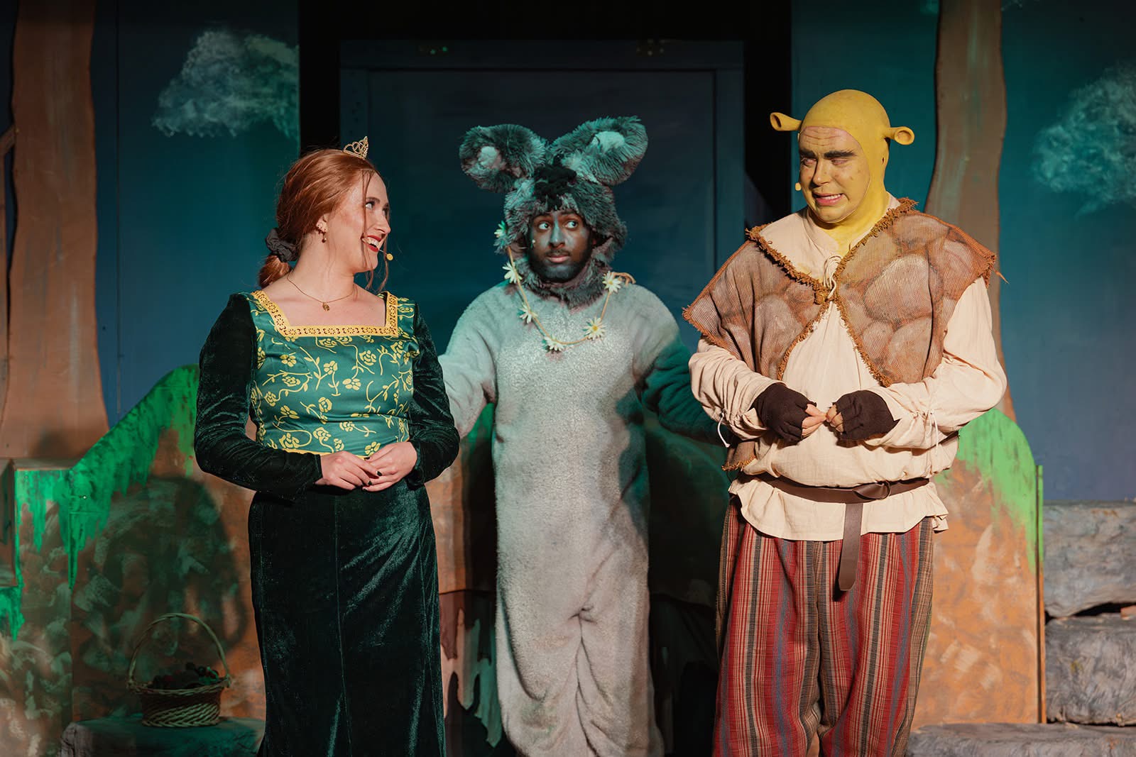 Fiona, Donkey, & Shrek (Keely Conrad, Dominick Jenkins, & Spencer Bovaird) Fiona, Donkey, & Shrek (Keely Conrad, Dominick Jenkins, & Spencer Bovaird)