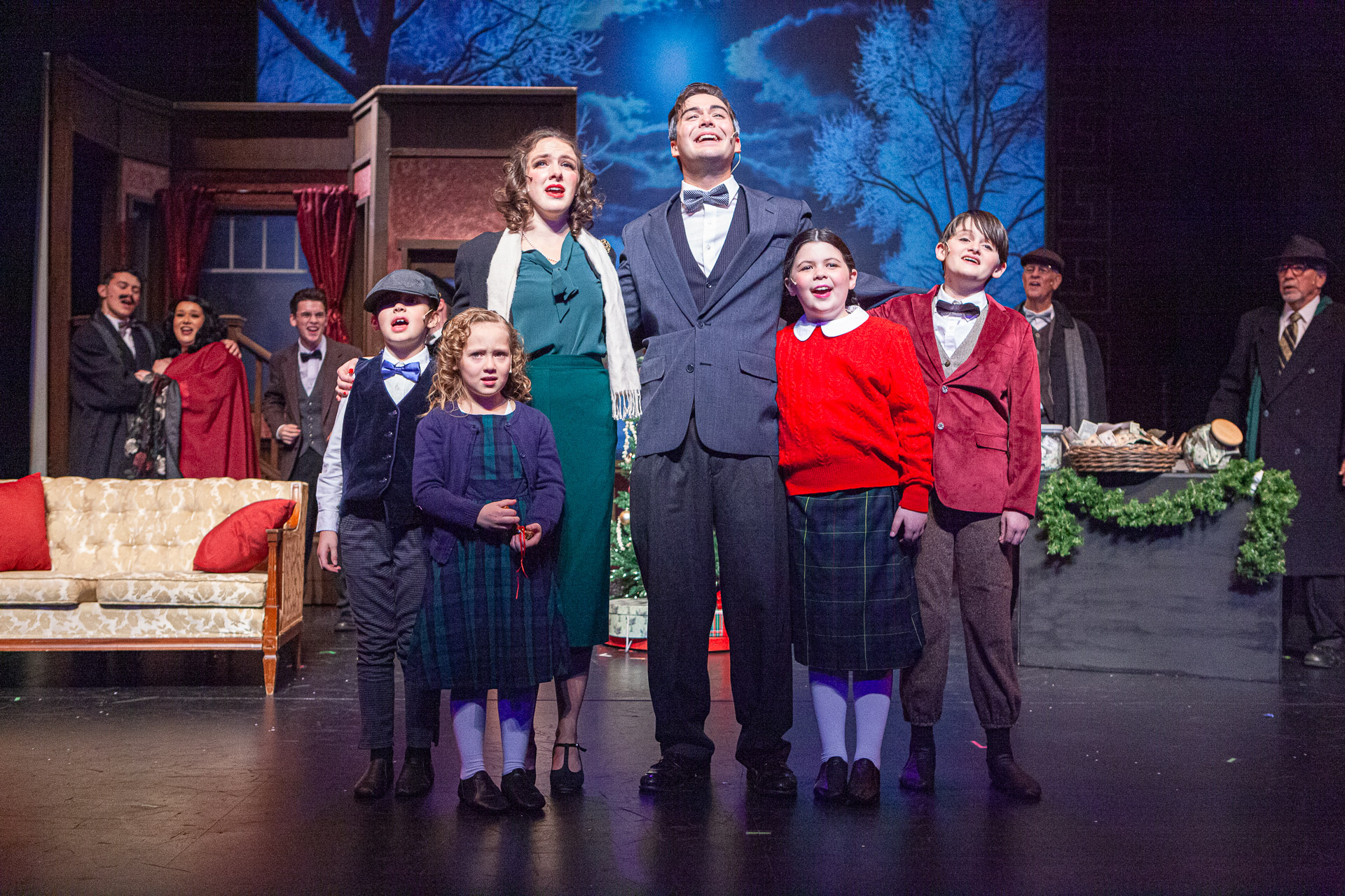 It''s A Wonderful Life, The Musical (photo by Michael Lindberg)