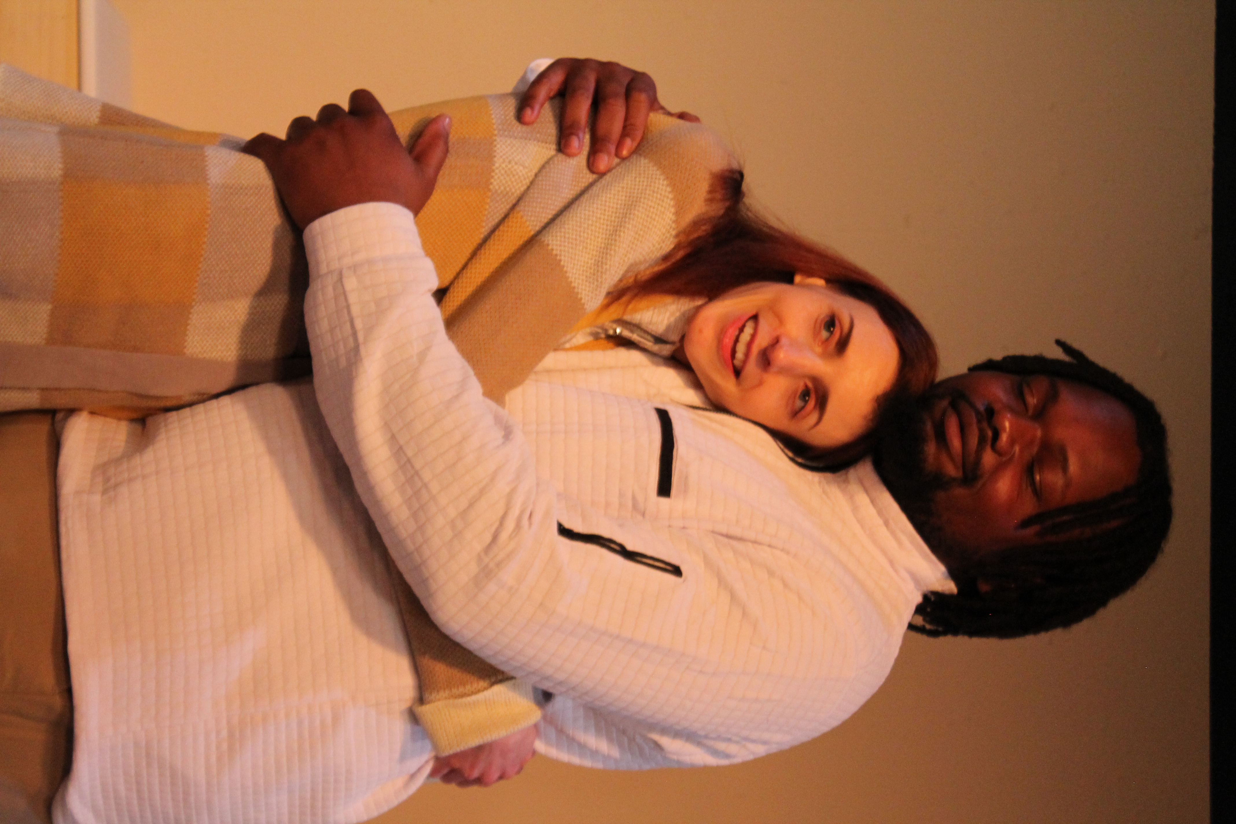 Oliver (Jamil Long), Anna (Caity Brown),